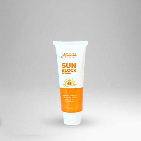 كريم واقي من الشمس مع معادن واملاح البحر الميت(SPF45)