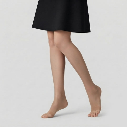 Semi Sheer 20 Den, Matt Soft Silk Reflections Soft-Control Top, Sandal Foot Pantyhose