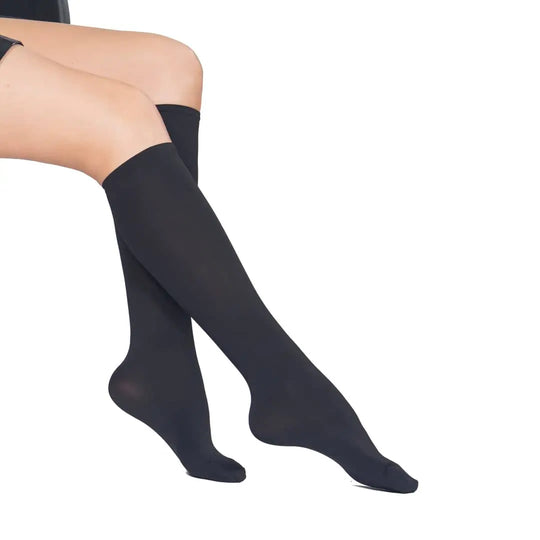 Opaque 80 Den, Velvet Touch, Reinforced Toe KneeHigh