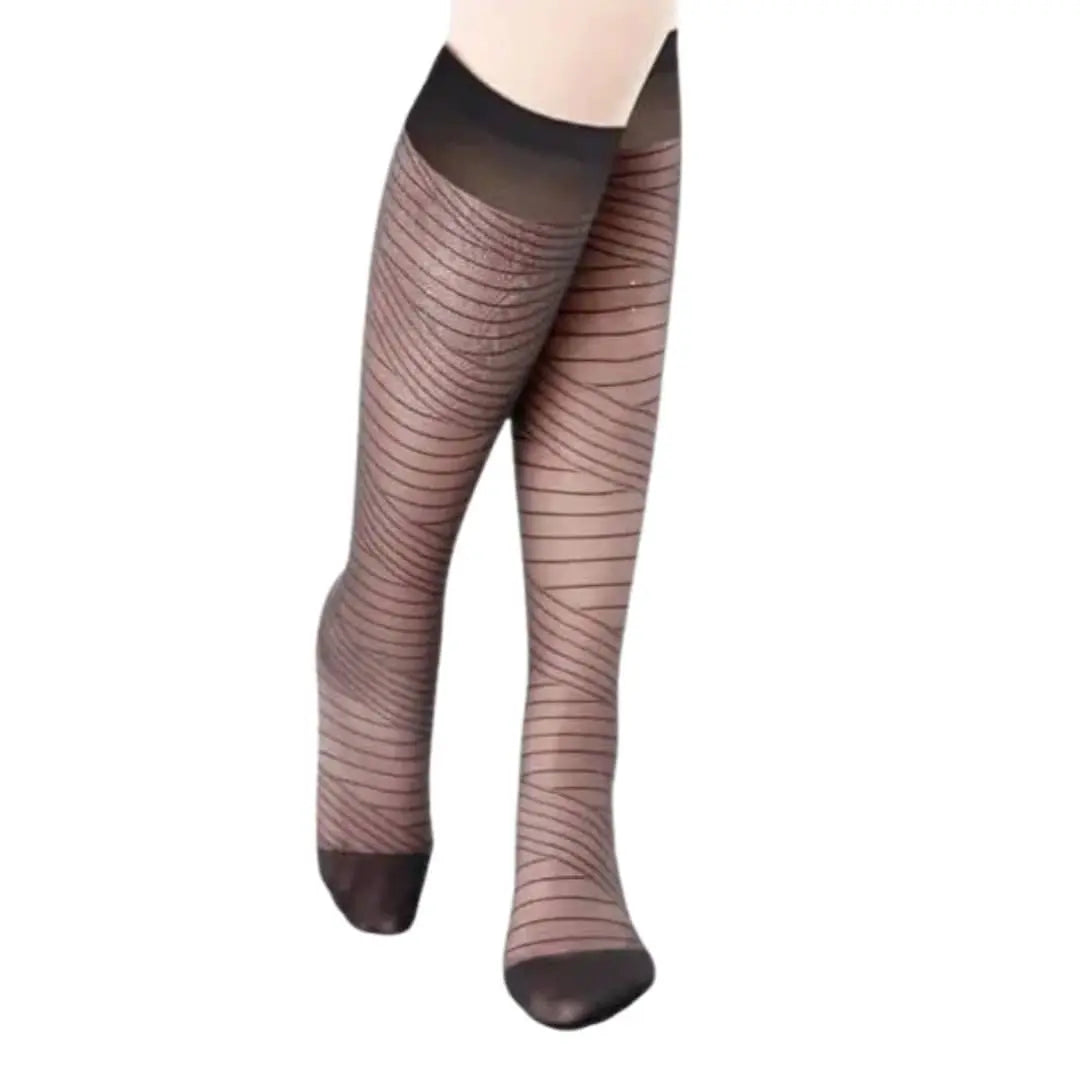 كلسات قصيرة عصرية موديل ليزا شفافة 20 دن مرسمة