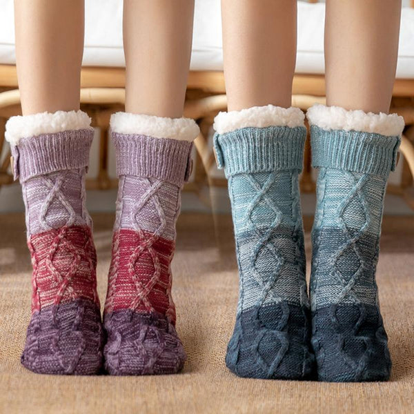 Long fur patterned socks 1