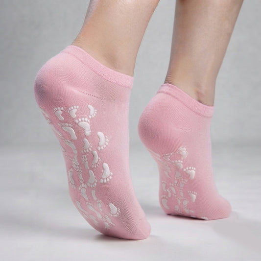 Silicone cotton socks with oils and vitamins